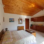 Katerina Apartment Agios Georgios Pagon