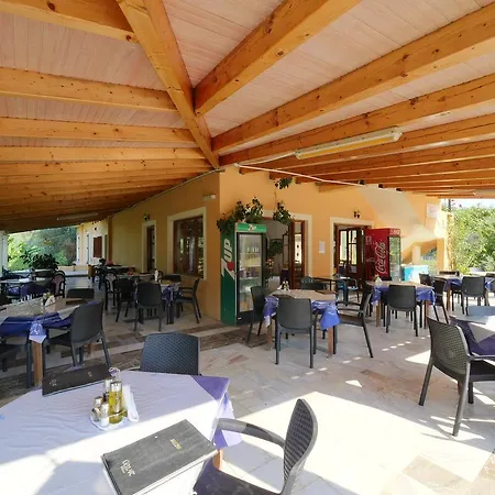 Apartament Katerina Agios Georgios Pagon